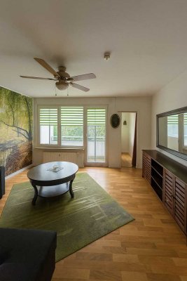 Helle 2-Zimmer-Wohnung im 1. OG  mit Balkon. Ideal für Selbstsanierer!