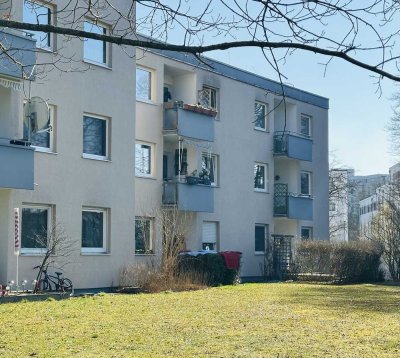 Sonnige, helle 3,5 Zimmer - Wohnung mit Südbalkon!