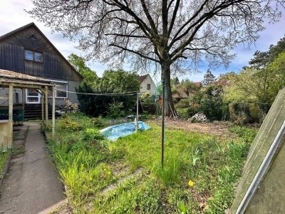 Großes Grundstück am Rande von Berlin bebaut mit einem EFH und Ferienhaus
