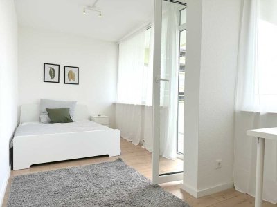 *Geschmackvolles WG Zimmer nähe Frankfurt am Main mit Balkon*