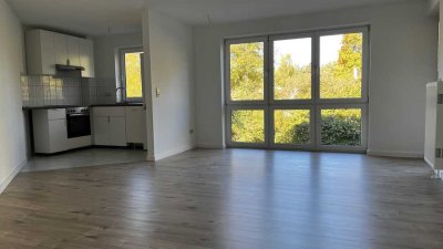 Renovierte 2-Zimmer-Wohnung mit Balkon nahe Lübeck in Selmsdorf ab sofort