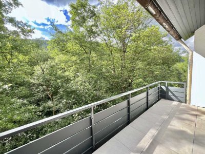 ***Idyllische 2 Zimmer Wohnung mit Balkon und Blick ins Grüne***