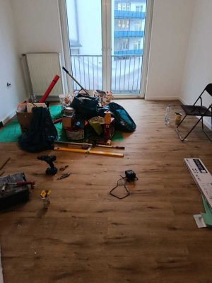 Frisch sanierte 2 Zimmer Wohnung (auf Wunsch mit EBK)