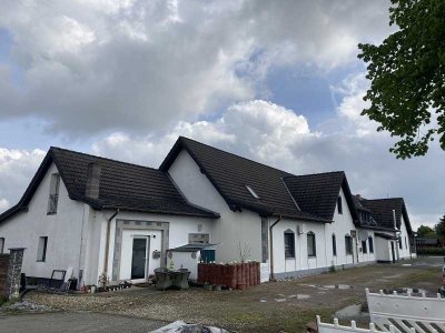 Kapitalanlage, Wohnkomplex mit Baugrundstücken in Geseke-Störmede!