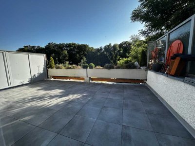 WG gerechte 2-Zimmer-Wohnung mit Wannenbad, Kochzeile, großer Sonnenterrasse in Passau Haidenhof-Süd