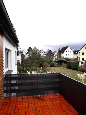2-Zimmer-Wohnung mit Einbauküche und 2 Balkonen
