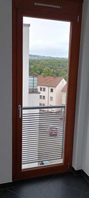 Helle & exklusive 2,5-Zimmer Penthouse-Wohnung in Stuttgart Ost