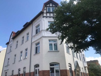Familienfreundliche Wohnung, sep. Räume vom Flur aus zu begehen,!