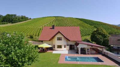 Exclusives Landhaus mit Pool - www.schwarzwaldtraum.haus