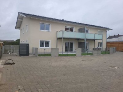 Erstbezug mit Terrasse: Stilvolle 3-Raum-Wohnung mit gehobener Innenausstattung in Mößling