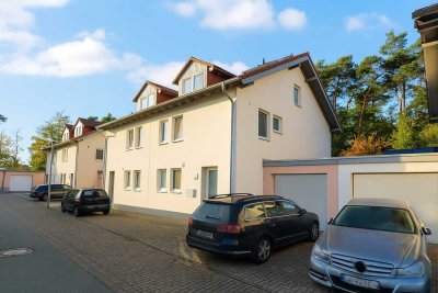 Doppelhaushälfte in 33189 Schlangen, modern und groß, Toplage