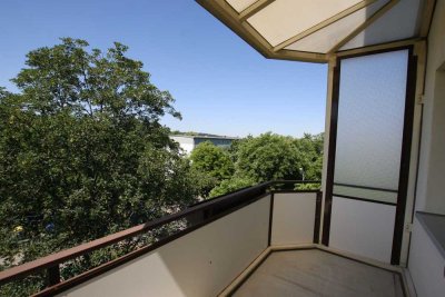 Tolle 2-Raumwohnung mit Badewanne und Balkon
