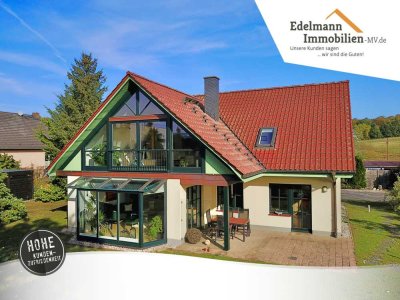 Bilderbuch-Grundstück in Realität! Wohnhaus, ca. 201m², 4,5 Zimmer in der Sternberger Seenlandschaft