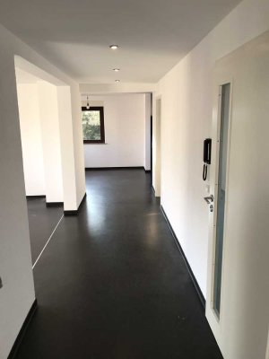 900€, 83 m², 3 Zimmer