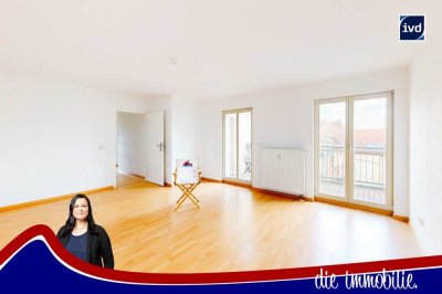 *** Stadtfeld Ost - EBK - Balkon - Altbau - Dachgeschoss***