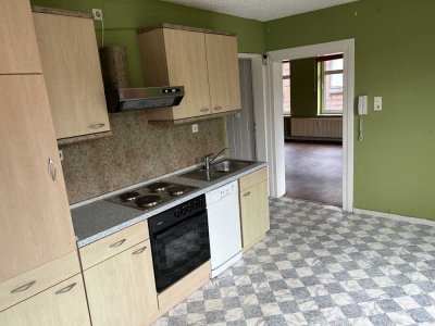 Freundliche 3,5-Raum-Wohnung mit EBK und Balkon in Dassel
