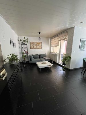 Attraktive 3-Zimmer-Wohnung mit Balkon und Einbauküche in Bremen