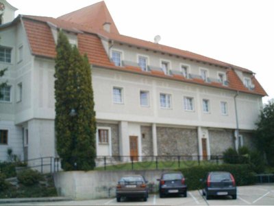 Aschbach-Markt. Top 7 kleine Mietwohnung | Zentral gelegen.