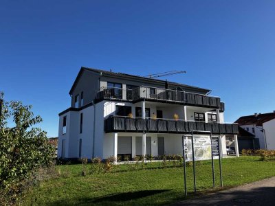 Großzügige 3,5-Zimmer-Wohnung mit Balkon und Aufzug - Effizienzhaus KfW-55