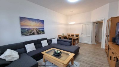 **Exclusives modernes 3-Zimmer-Appartment mit Balkon - Hochparterre**