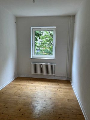 2-Zimmerwohnung mit Minibalkon ab sofort verfügbar