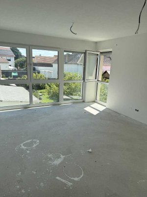 Erstbezug mit Balkon: 4-Zimmer-Wohnung in Römerberg