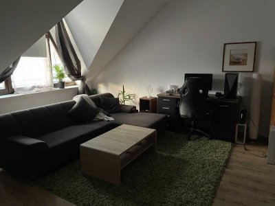 Sonniges DG in Wassernähe!