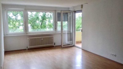 Attraktive und renovierte 3-Raum Wohnung mit Balkon in Wörth am Rhein