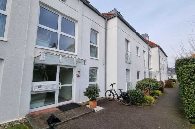 Geräumige, vermietete 3-Zi.-ETW mit TG-Stellplatz in ruhigem Wohnquartier in Langenfeld!