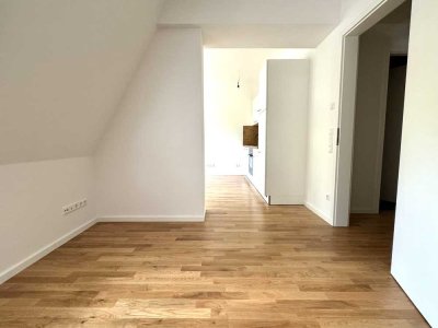 Stilvolles 1-Zimmer-Apartment mit hochwertiger EBK, Duschbad und Parkettboden