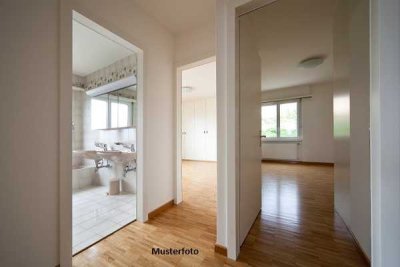 2-Zimmer-Wohnung, Balkon, TG-Stellplatz - provisionsfrei
