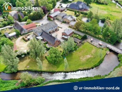 Der Traum vom eigenen Resthof: viel Platz, Pferdestallungen & 3-Mietwohnungen direkt an der Treene
