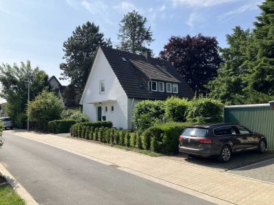 Freistehendes Einfamilienhaus mit wunderbarem Garten