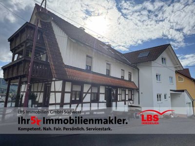 starke Preisreduzierung:
Lukrative Kapitalanlage!
Mehrfamilienhaus mit traumhafter Aussicht!