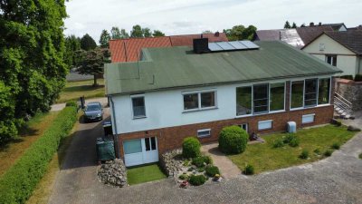 Idyllisches Einfamilienhaus mit Einliegerwohnung und gemütlichen Grundstück!