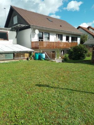 Geräumiges Einfamilienhaus mit Garage in Allmersbach im Tal