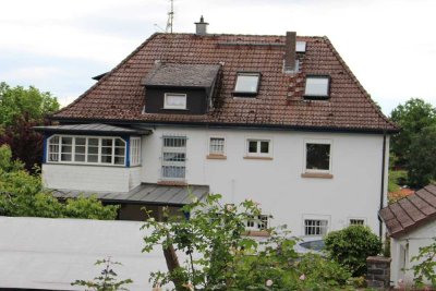 Ansprechende und gepflegte 4,5-Zimmer-Wohnung mit Einbauküche in Laubach