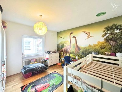 MODERNISIERT & BEREIT ZUM EINZUG � Mehrfamilienhaus mit 3 Parteien in Eppstein!