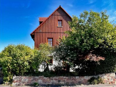 Liebevoll saniertes Familienhaus mit schönem Garten