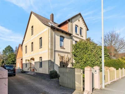 Hoheneggelsen: Großzügiges Herrenhaus auf parkähnlichem Grundstück