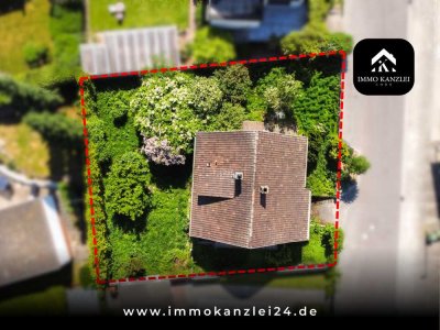 Freistehendes Einfamilienhaus mit großem Garten in gefragter Lage von Kehl!