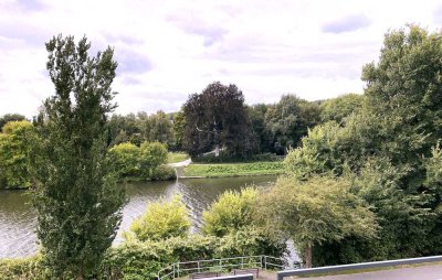 Sonnenverwöhnte Wohnung an der Ruhr mit großer Dachterrasse, Einbauküche u. Stellplatz
