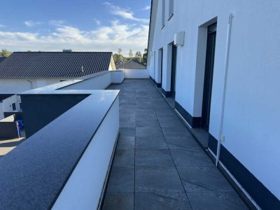 Frisch renoviertes Penthouse mit großer Dachterrasse und Dachboden