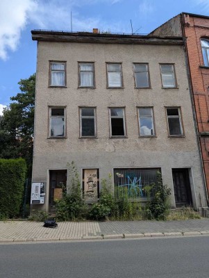 VB - Grundstück mit Altbestand in zentraler Lage von Mühlhausen