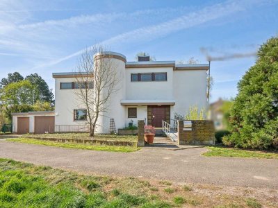 Familienfreundliches Architektenhaus mit viel Platz, Licht und Komfort in Edingen-Neckarhausen!