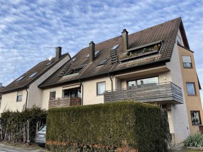 Wohnen auf zwei Etagen - geräumige 4 Zimmer-Wohnung mit Garage!