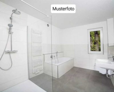 Erstbezug 2,5-Zi.-Penthouse-Wohnung in Kelsterbach