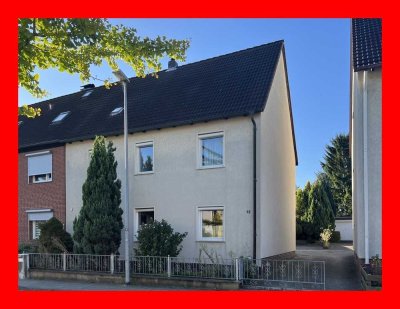 Doppelhaushälfte mitten in Himmelsthür