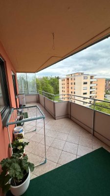 Top gepflegte 4 Zimmerwohnung