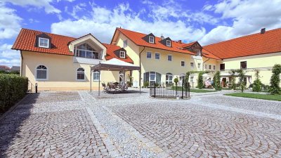 ... AIGNER - wohnen in parkähnlicher Anlage mit ruhigem und historischem Umfeld ...